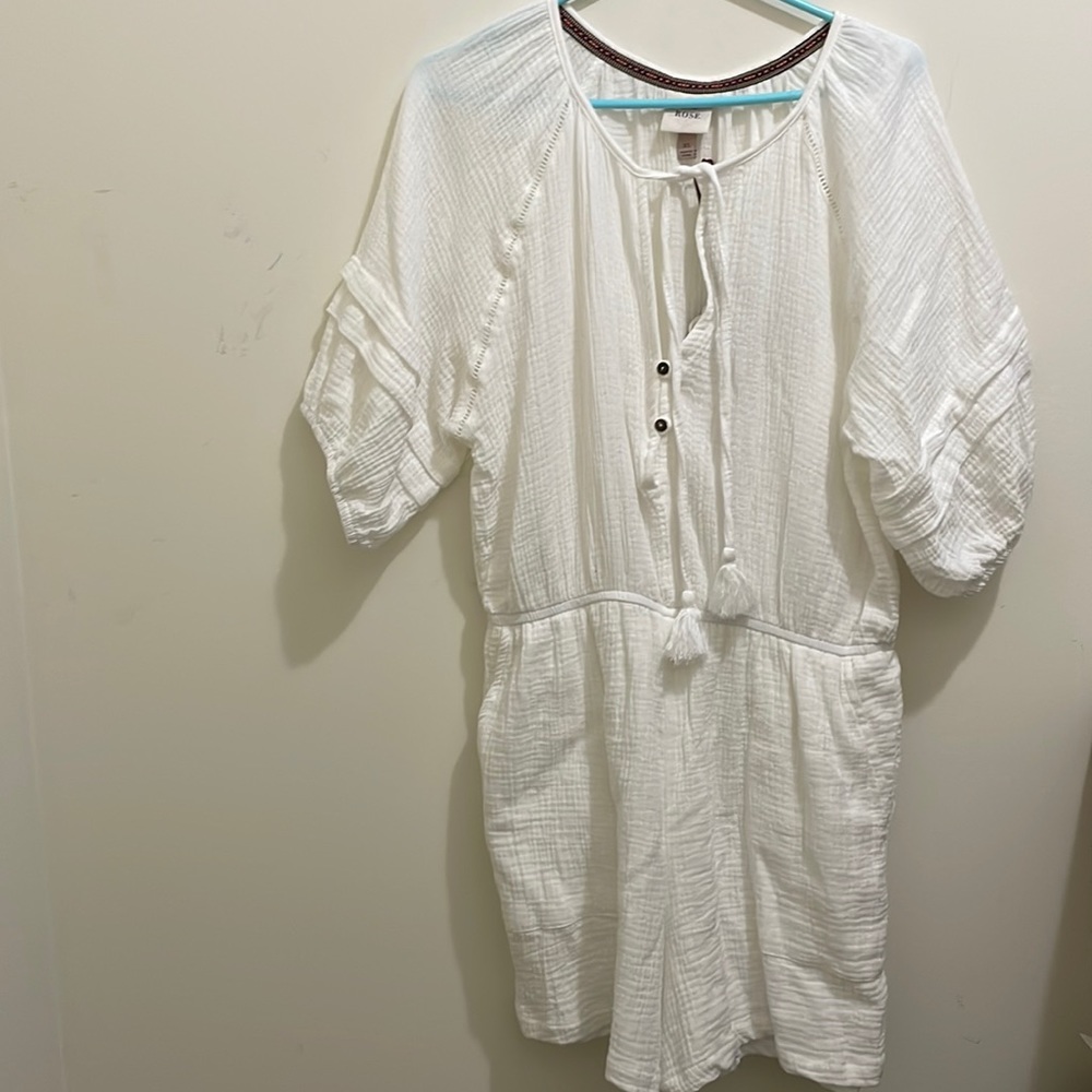 Knox Rose white jumpsuit shorts (sz XL)